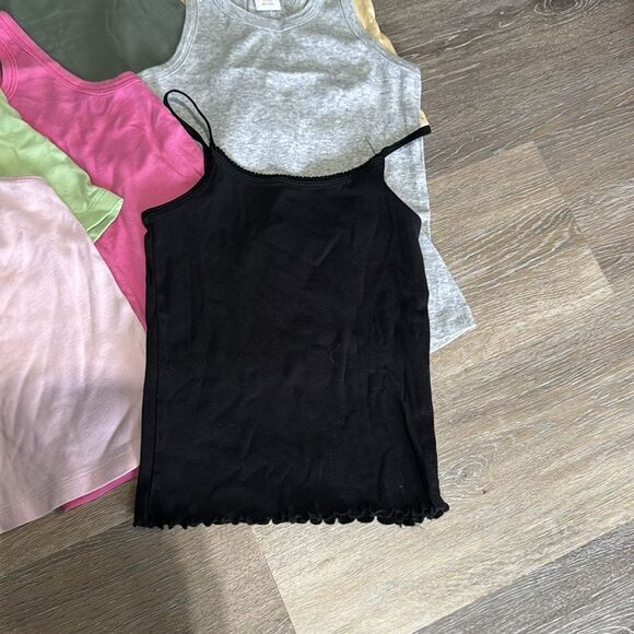 Bundle of 7 Gymboree Tanks - Picture 2 of 11